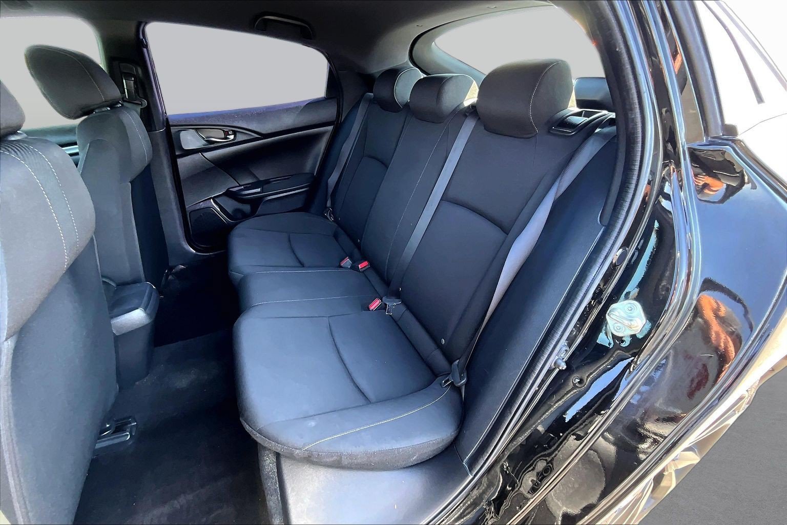 Used 2017 Honda Civic Sport image 25