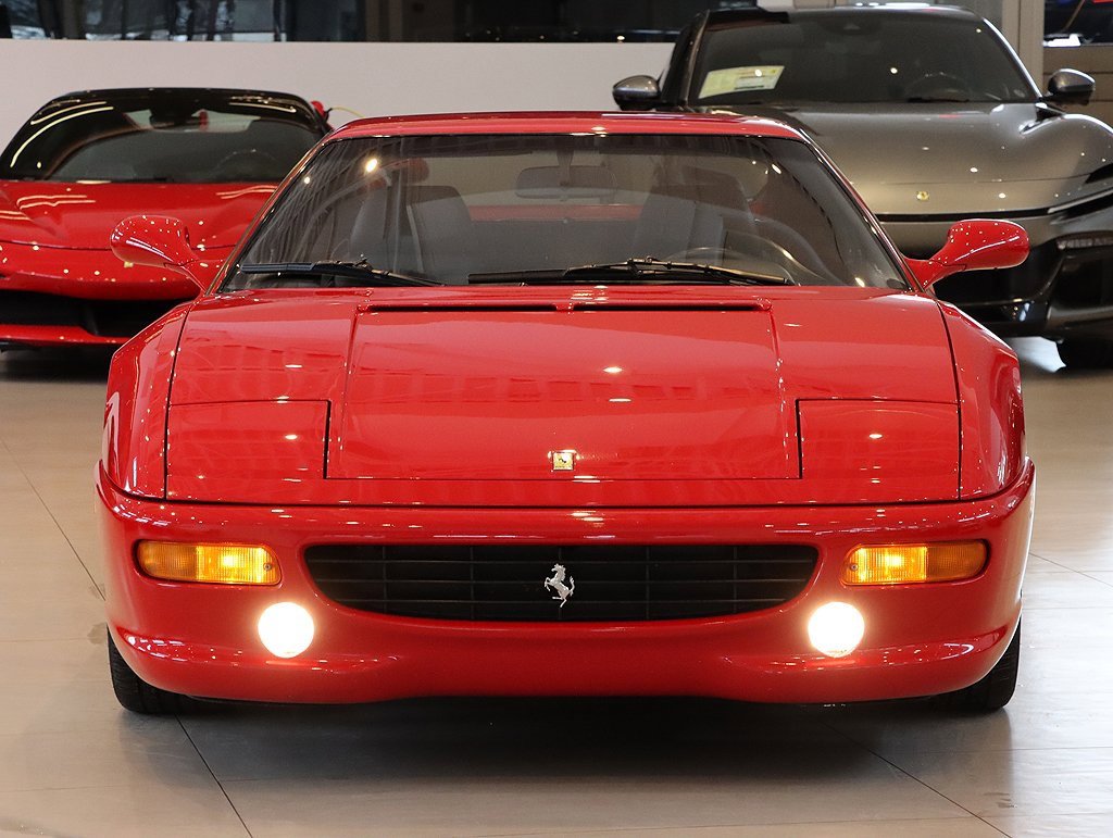Used 1998 Ferrari F355 Berlinetta image 23