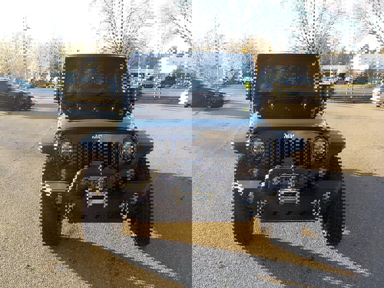 Used 2016 Jeep Wrangler Unlimited Rubicon w/ Connectivity Group image 2