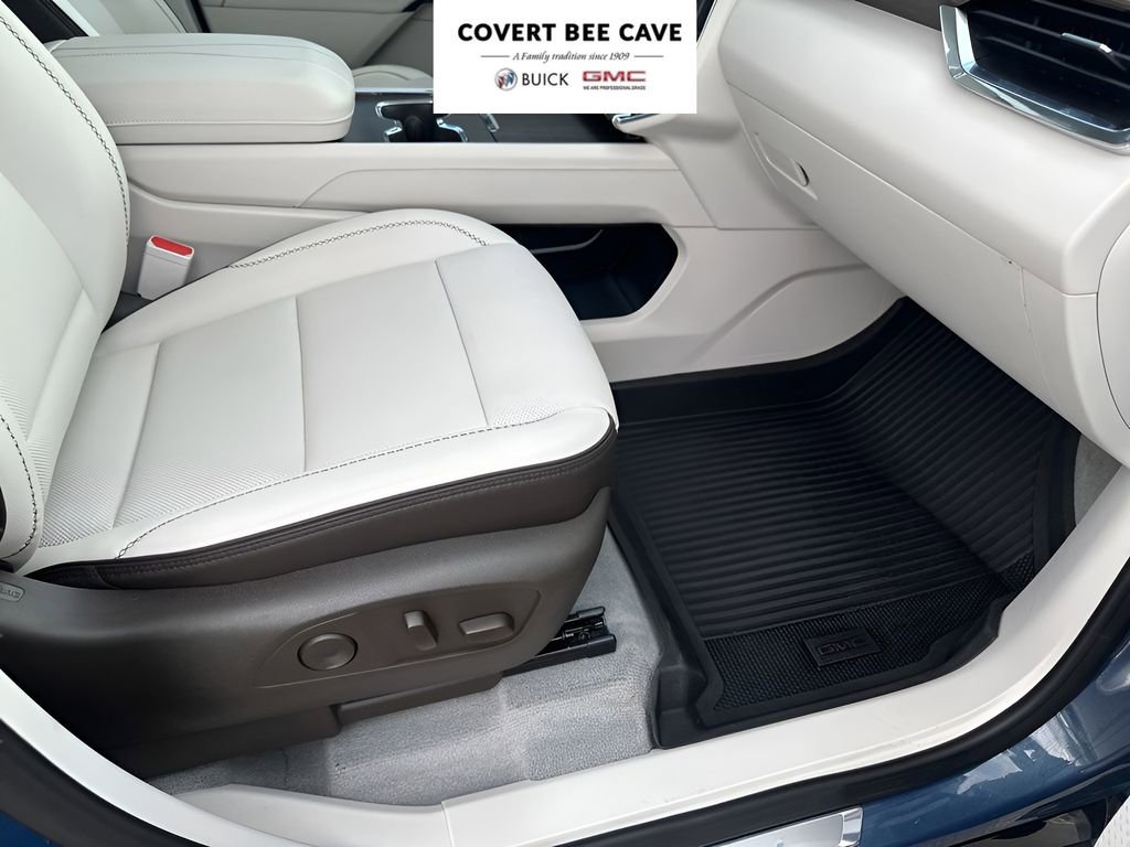 Used 2024 GMC Acadia Denali w/ LPO, Floor Liner Package image 17