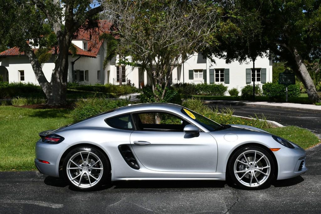 Used 2018 Porsche 718 Cayman RWD image 28