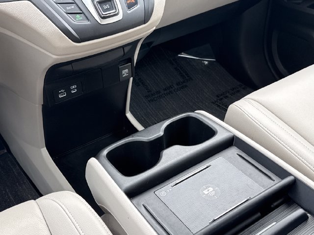 Used 2025 Honda Odyssey EX-L image 11