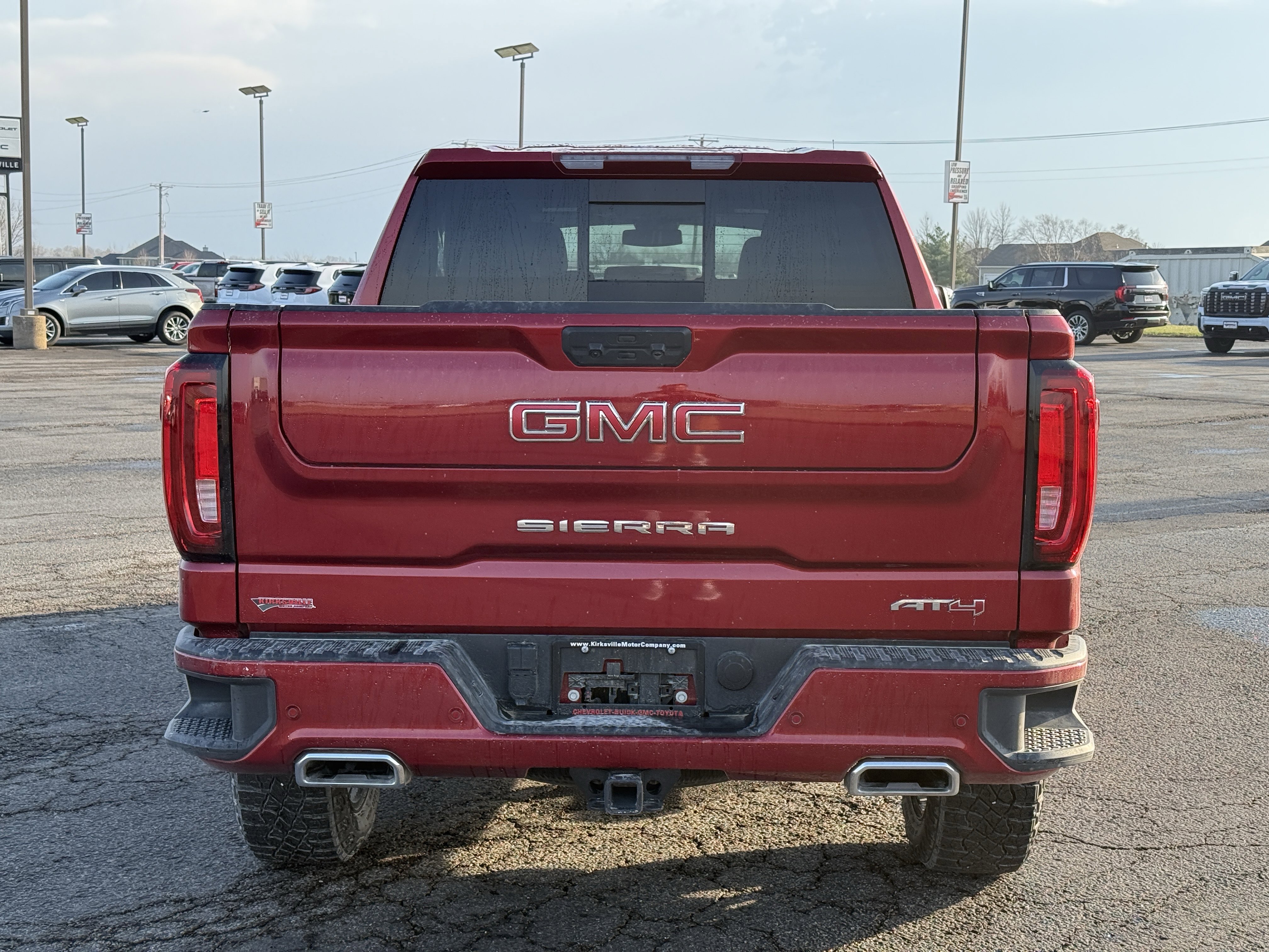 Used 2024 GMC Sierra 1500 AT4 w/ AT4 Preferred Package image 4