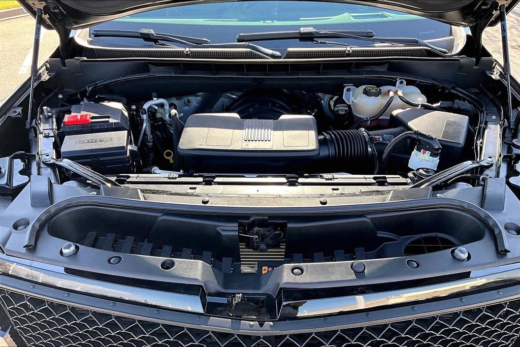 Certified 2024 Cadillac Escalade Sport w/ Touring Package AWD/4WD image 9