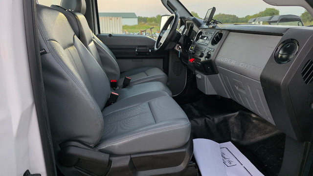 Used 2014 Ford F450 XL w/ Power Equipment Group image 14