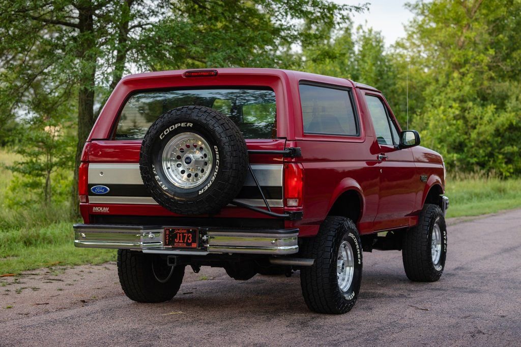 Used 1994 Ford Bronco XLT image 22