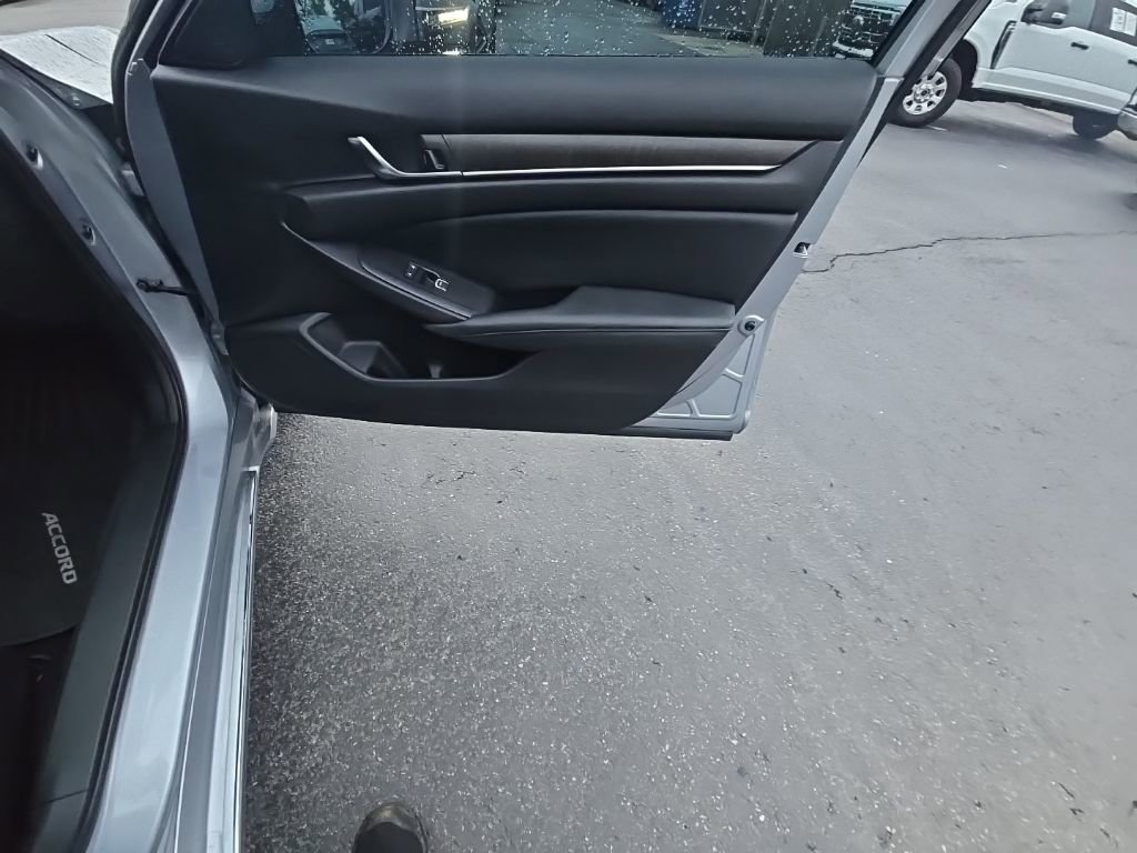 Certified 2021 Honda Accord EX image 31