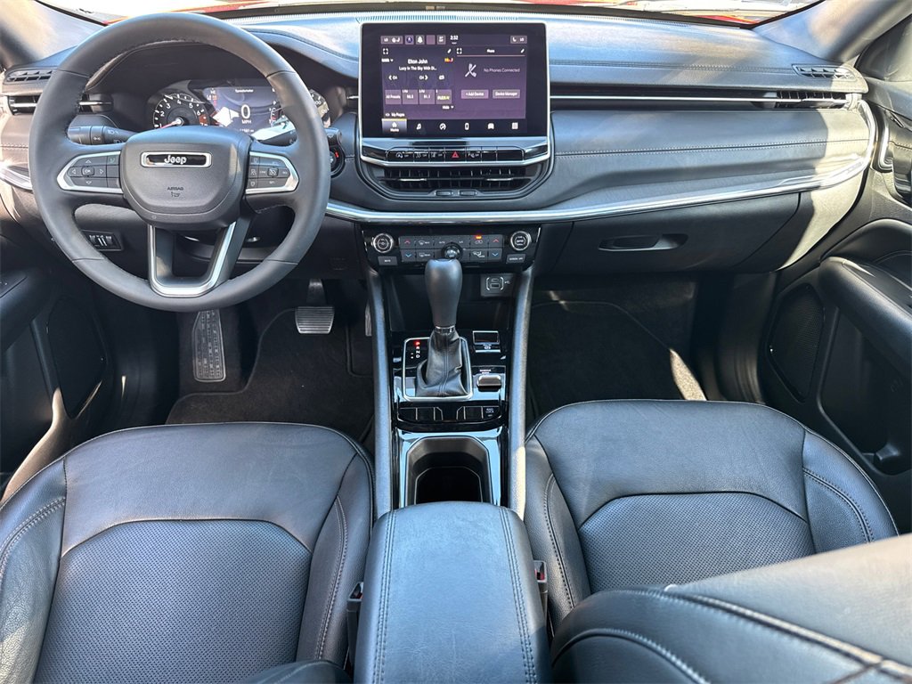 Used 2023 Jeep Compass Limited image 21