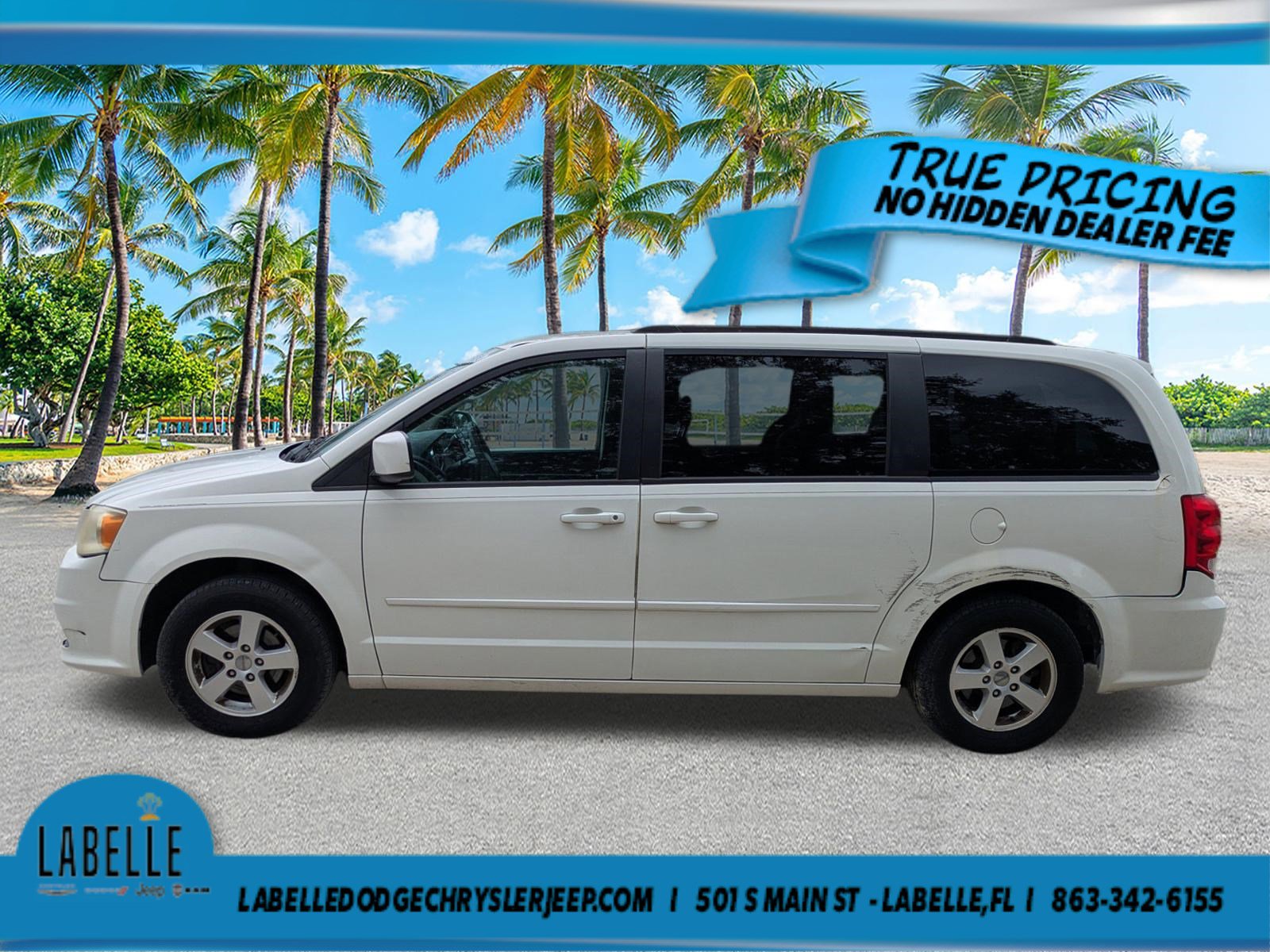 Used 2012 Dodge Grand Caravan SXT FWD image 4