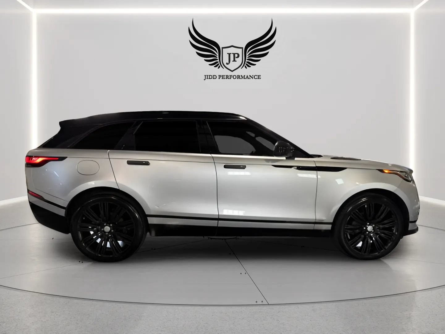 Used 2019 Land Rover Range Rover Velar R-Dynamic HSE AWD/4WD image 8