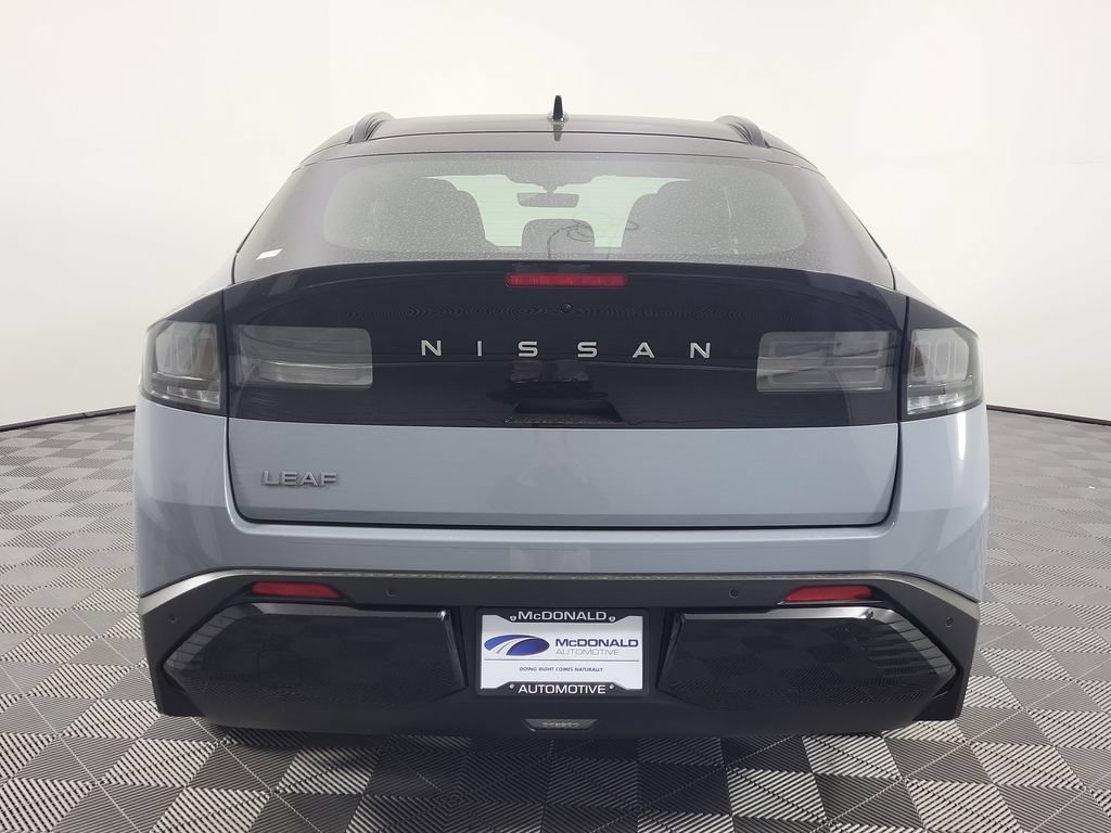 New 2026 Nissan Leaf Platinum+ w/ Illuminated Package FWD image 4