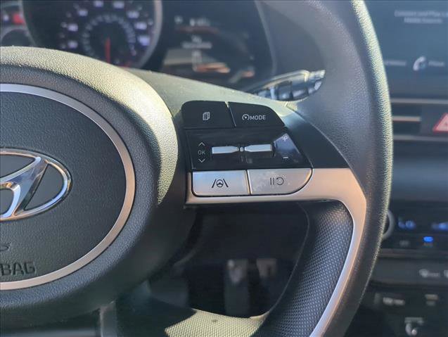 Used 2021 Hyundai Elantra SEL image 10