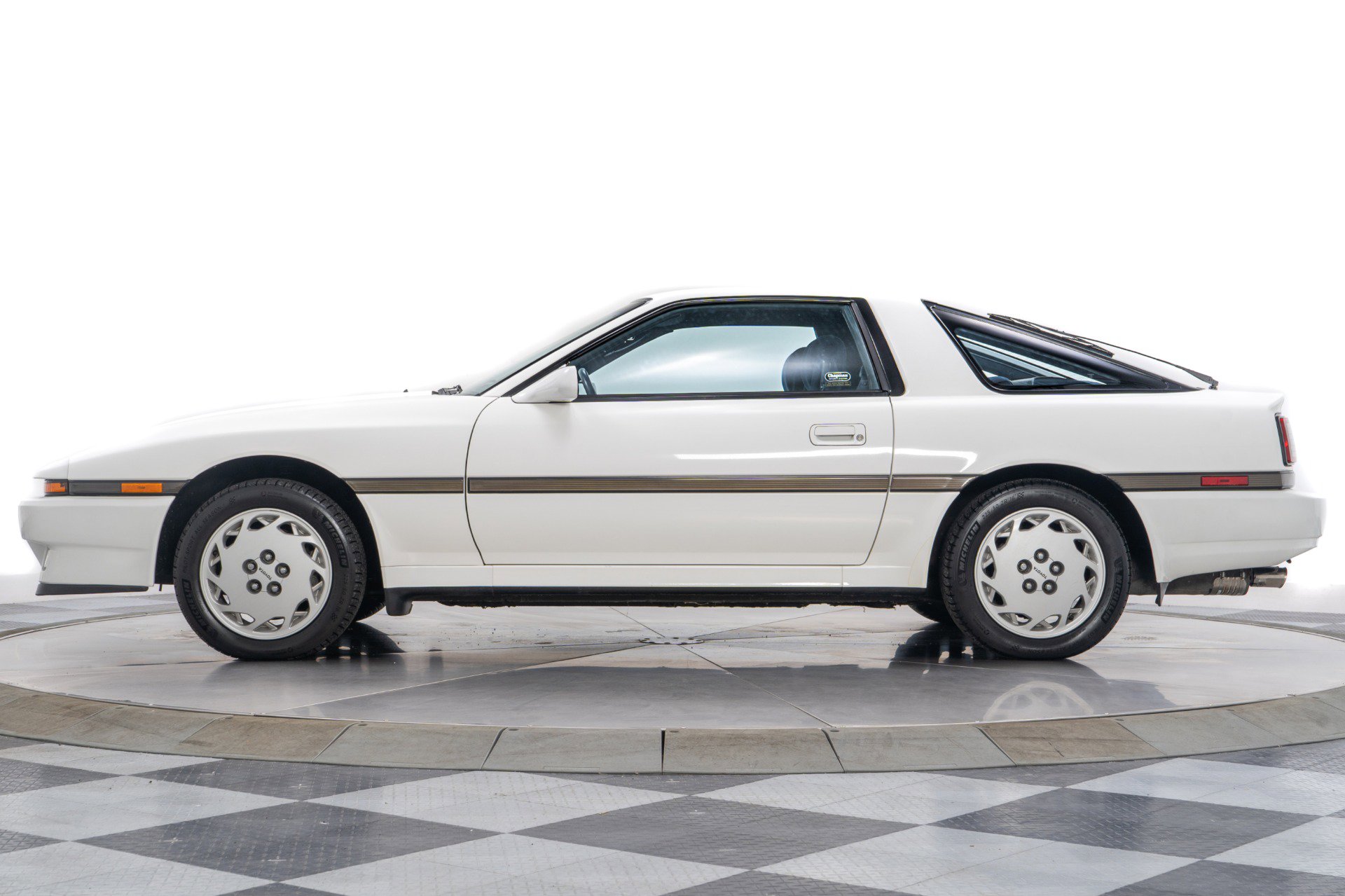 Used 1988 Toyota Supra RWD image 6
