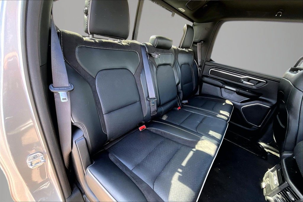 Used 2025 RAM 1500 Laramie AWD/4WD image 25
