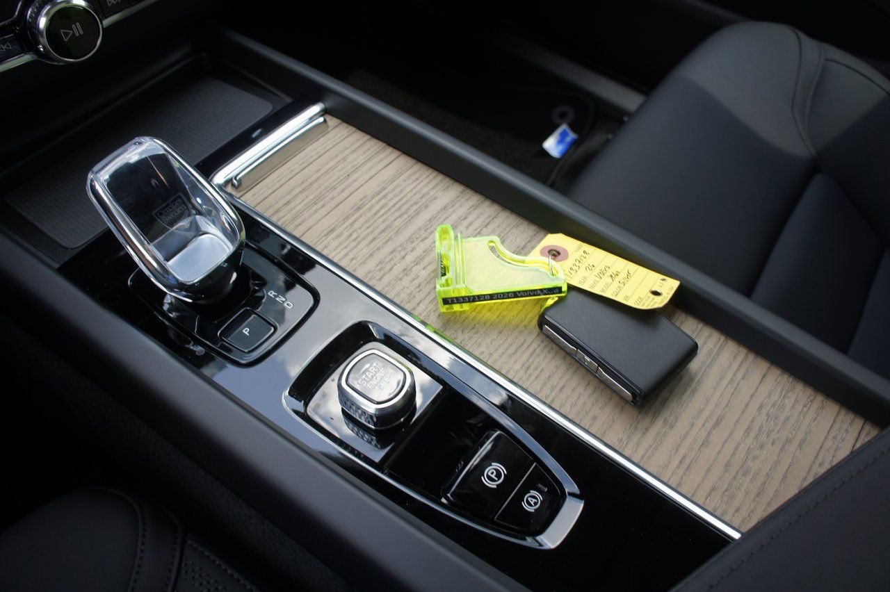 New 2026 Volvo XC60 B5 Plus w/ Protection Package Premier image 15