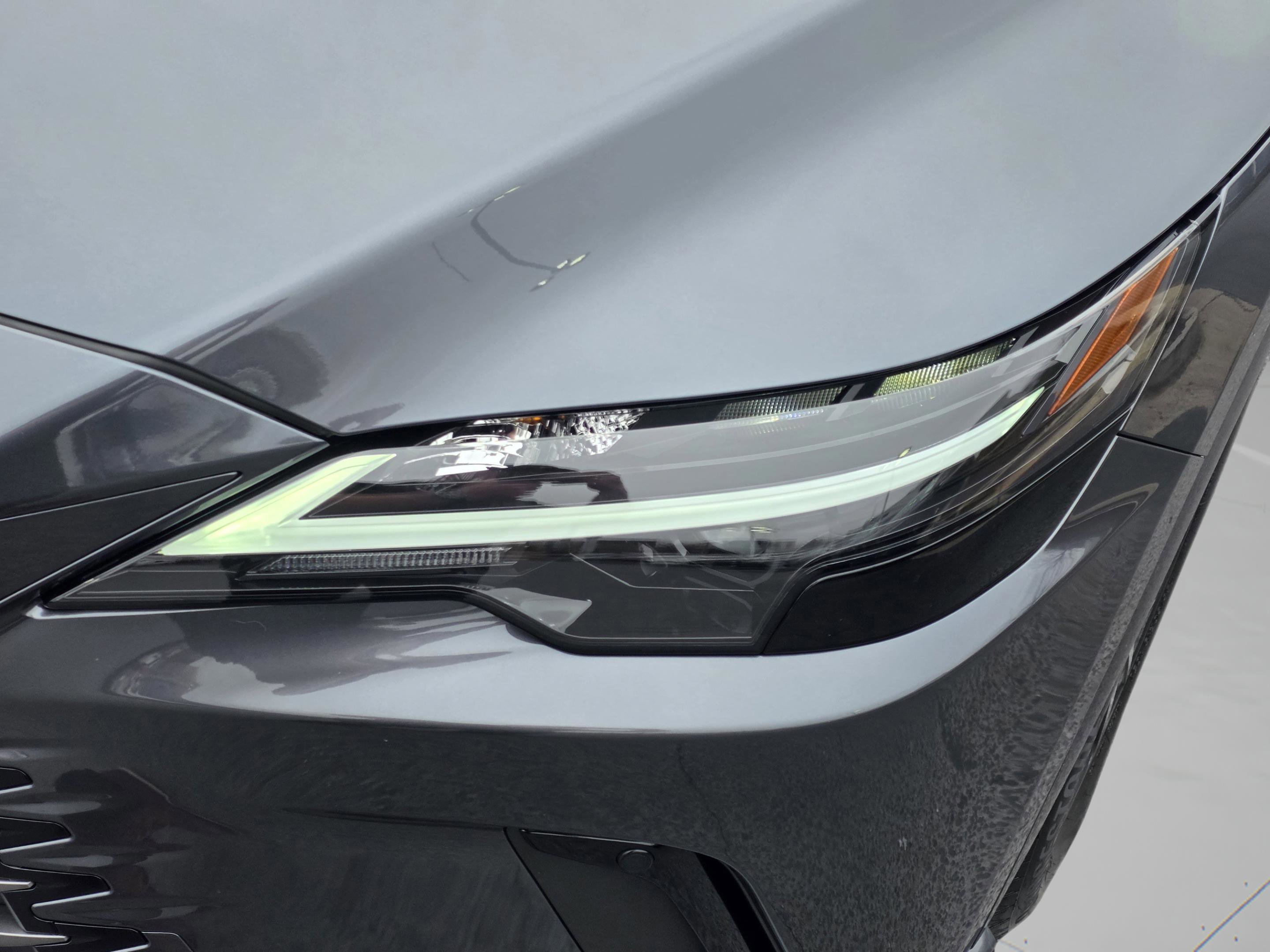 Certified 2025 Lexus RX 350 Premium w/ Accessory Package (Z1) image 11