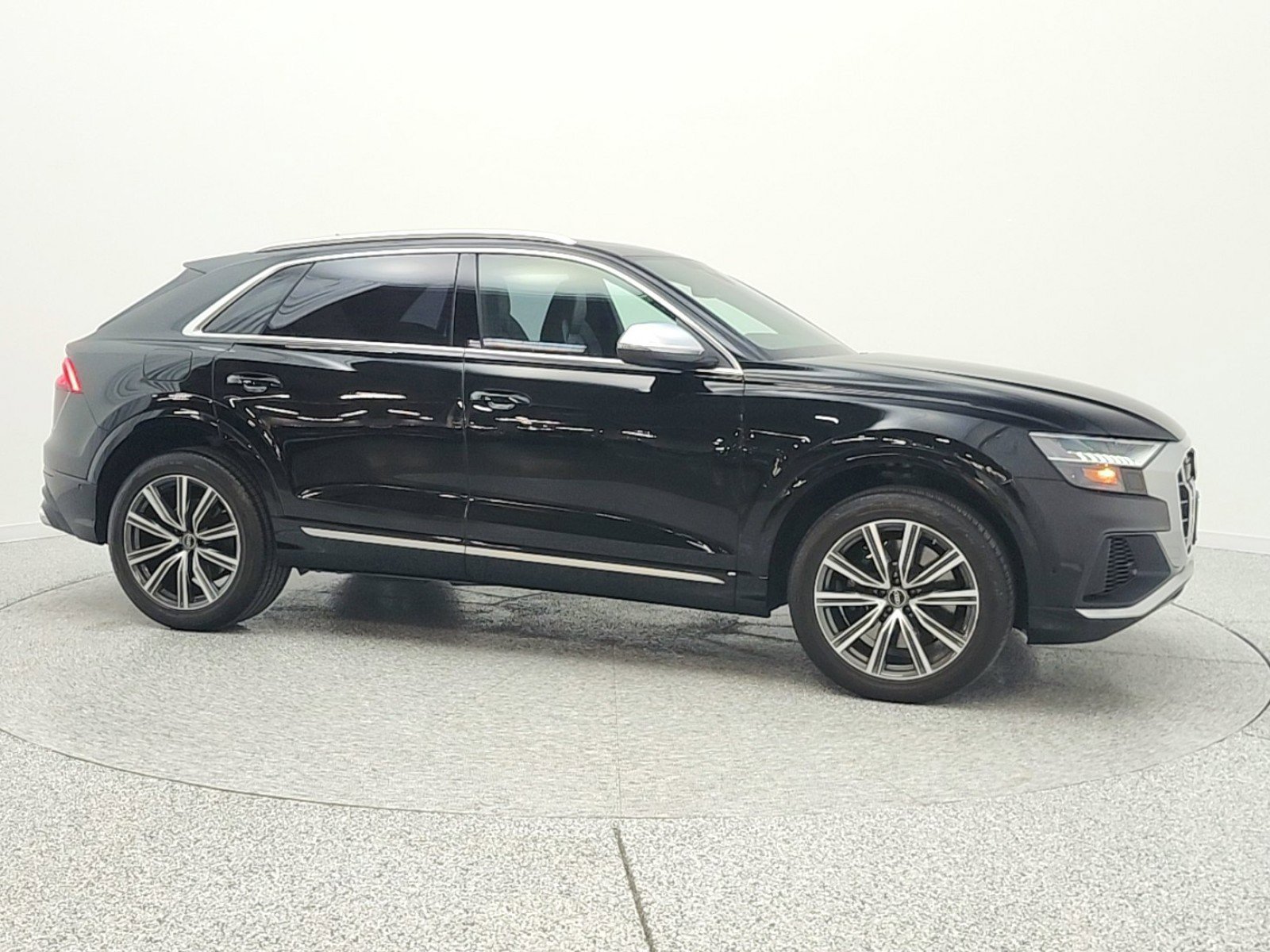 Used 2023 Audi SQ8 Prestige image 4