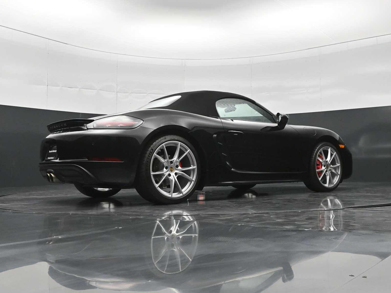 Certified 2024 Porsche 718 Boxster S RWD image 36