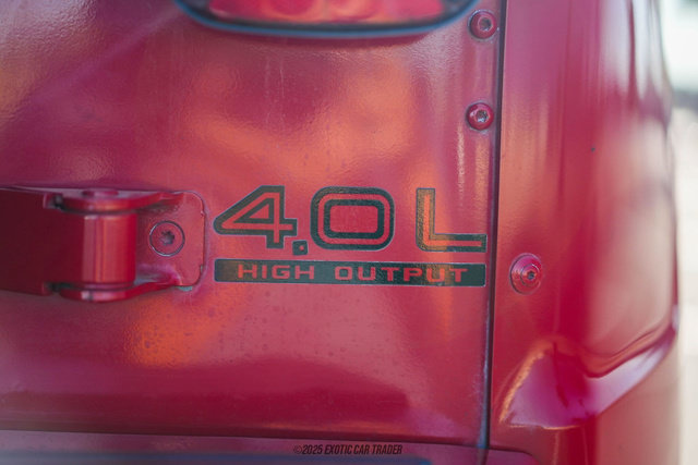 Used 1991 Jeep Wrangler Renegade AWD/4WD image 99