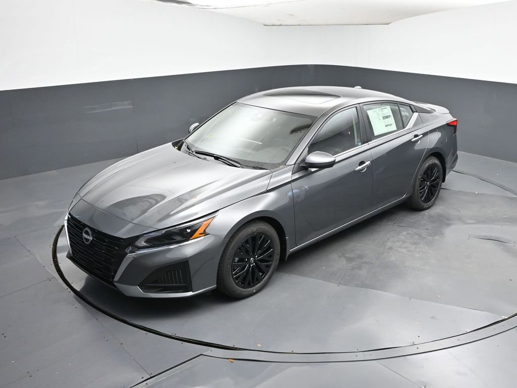New 2025 Nissan Altima 2.5 SV w/ SV Special Edition Package image 38