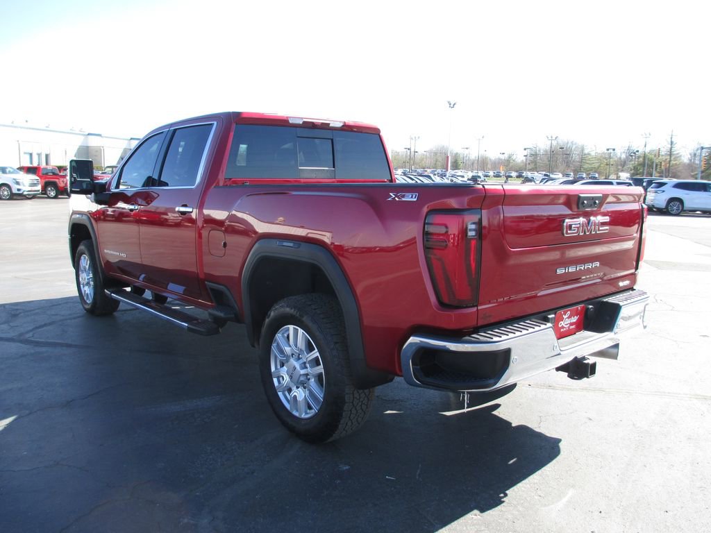 Used 2024 GMC Sierra 2500 SLT w/ SLT Premium Package image 11