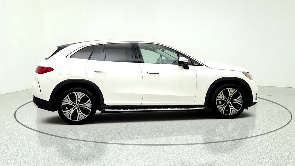 Used 2025 Mercedes-Benz EQE 350+ SUV image 4