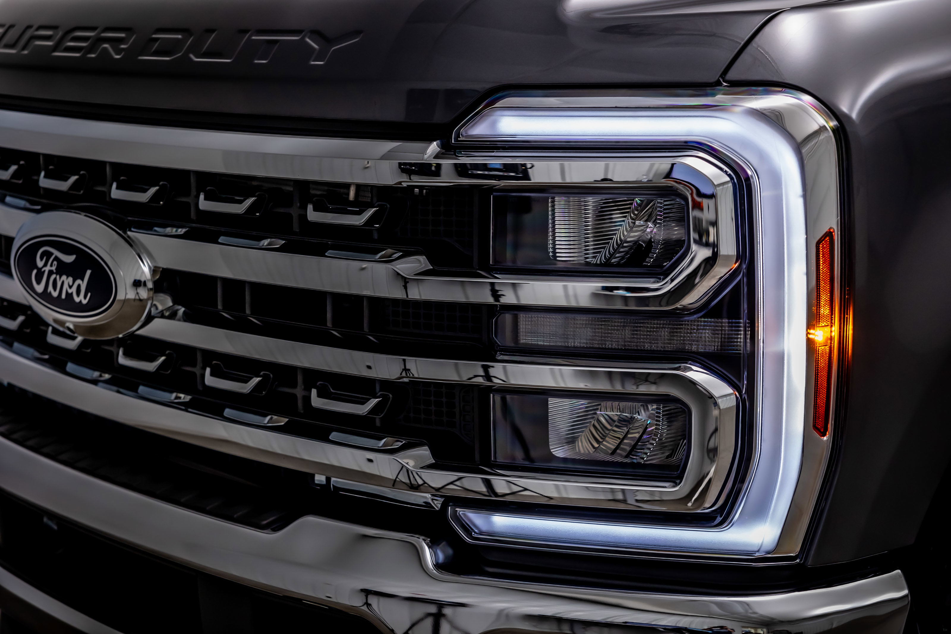Used 2025 Ford F250 Lariat w/ Chrome Package image 12