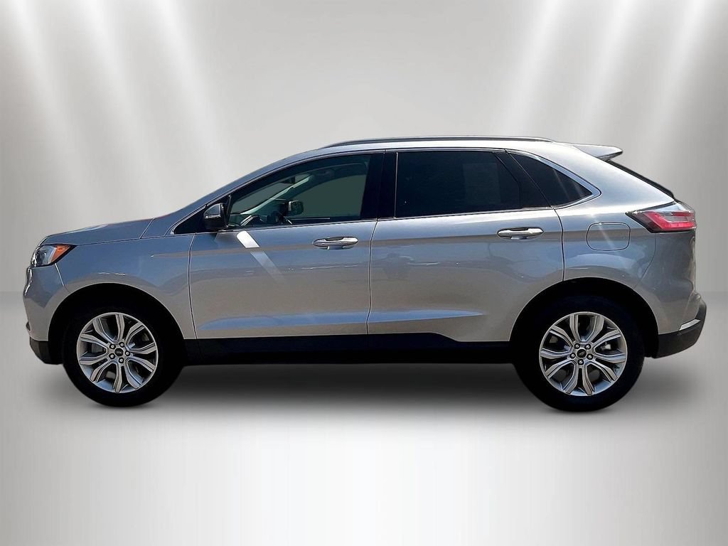 Used 2024 Ford Edge Titanium AWD/4WD image 8