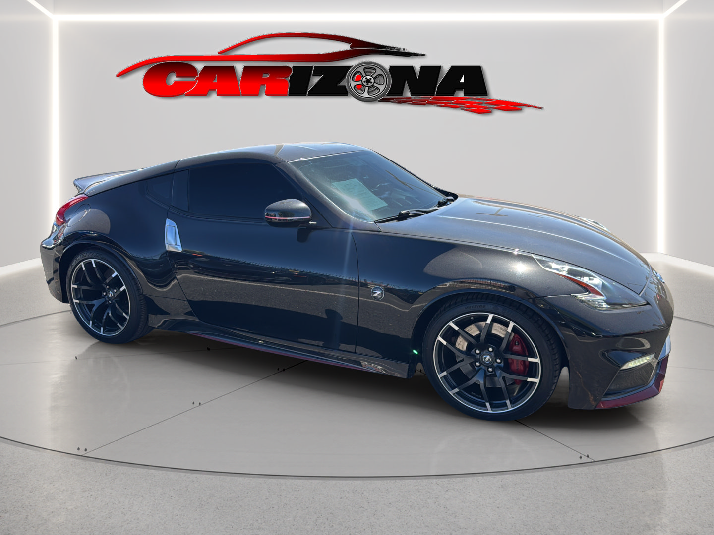 Used 2016 Nissan 370Z NISMO RWD image 2
