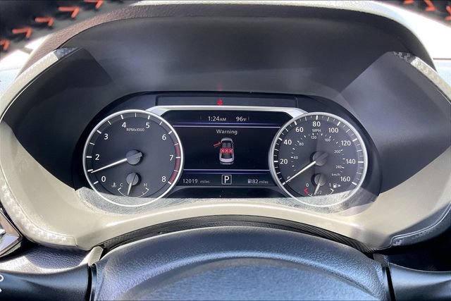 Certified 2025 Nissan Sentra SR FWD image 20