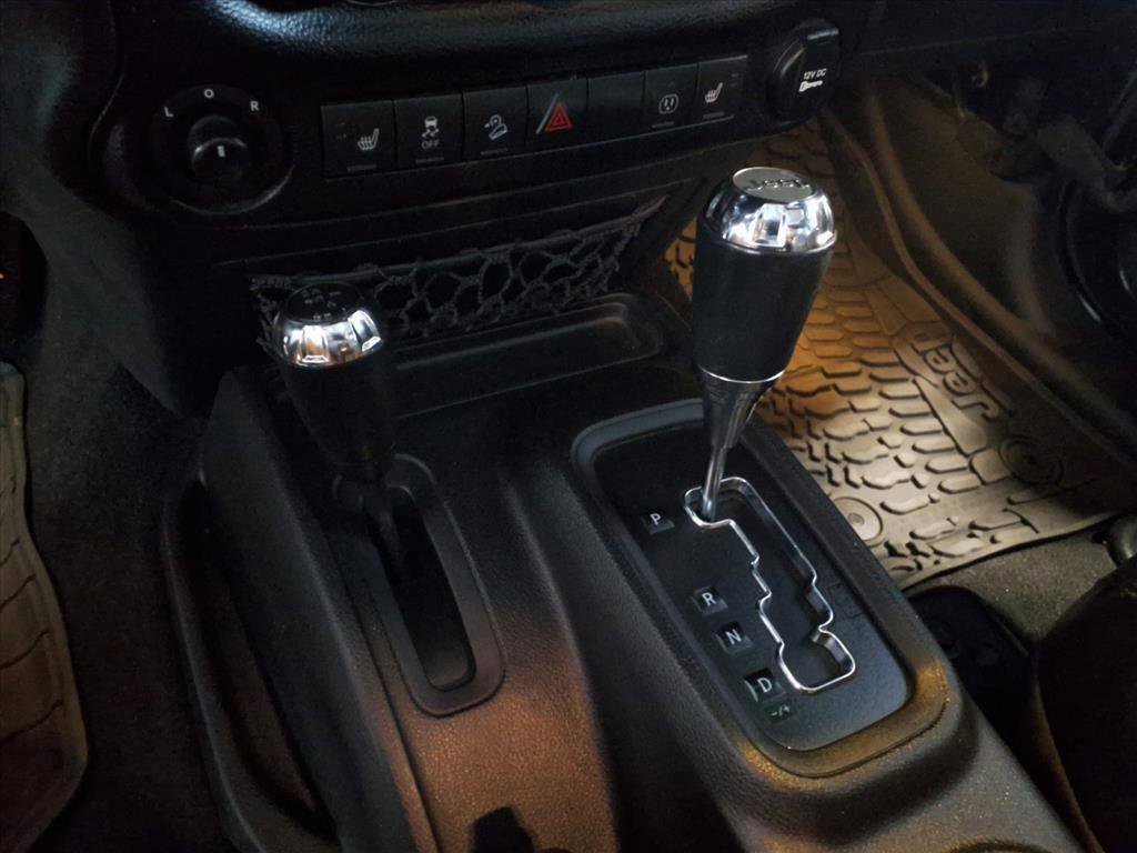 Used 2017 Jeep Wrangler 75th Anniversary image 22