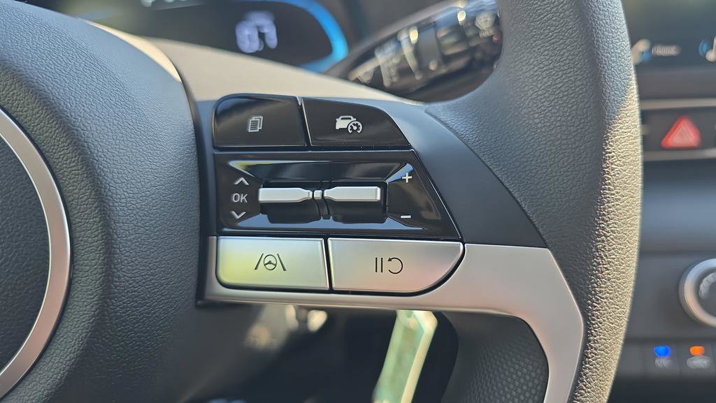 New 2026 Hyundai Elantra SE FWD image 25