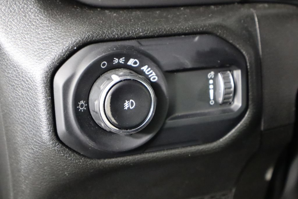 Used 2023 Jeep Wrangler Unlimited Sport AWD/4WD image 19
