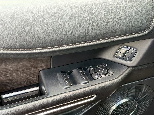 Used 2018 Ford Expedition Limited w/ Equipment Group 302A AWD/4WD image 19