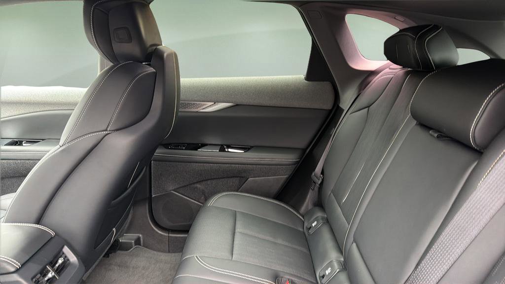 Certified 2025 Cadillac Optiq Sport 2 image 24