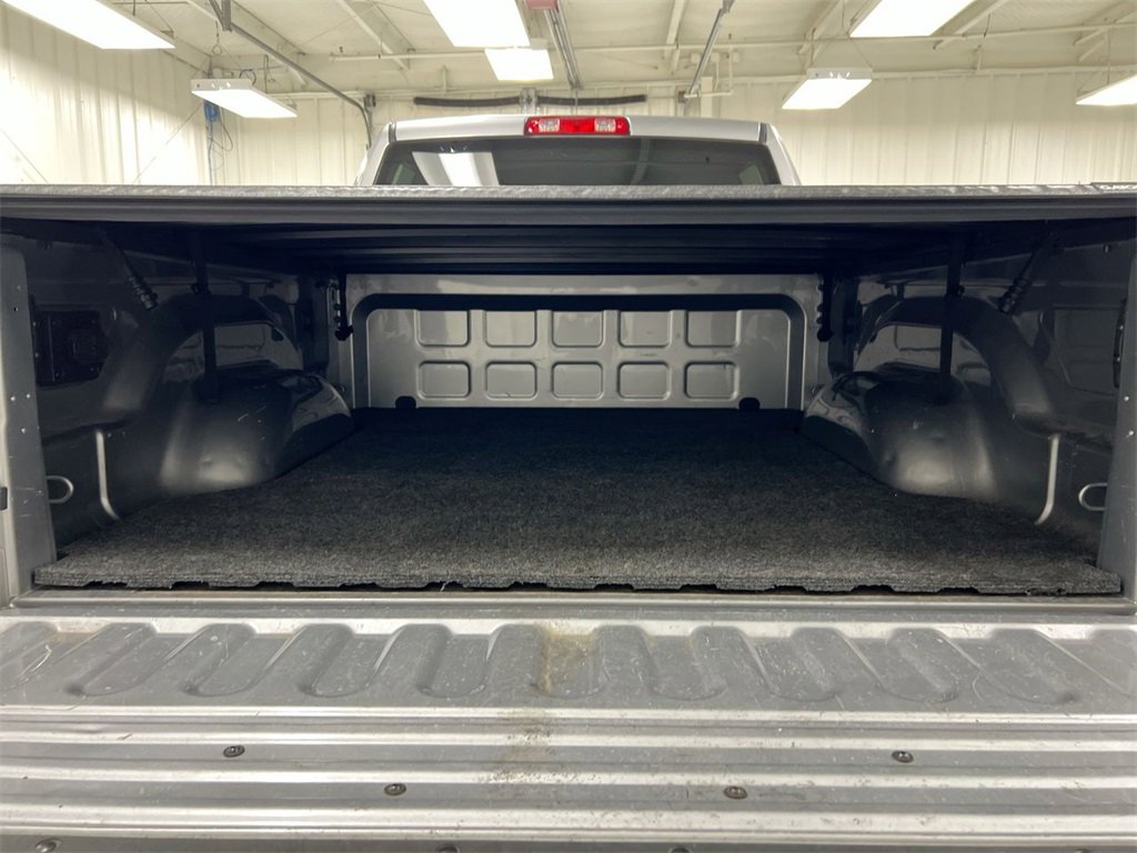 Used 2020 RAM 3500 Tradesman w/ Chrome Appearance Group image 23