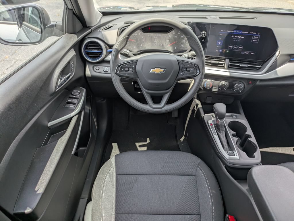 New 2026 Chevrolet Trax LT FWD image 16