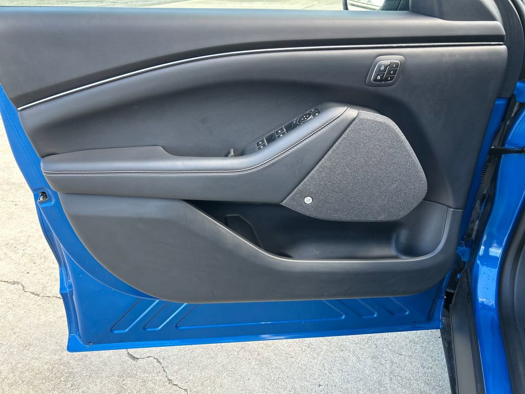 Used 2025 Ford Mustang Mach-E Premium image 12