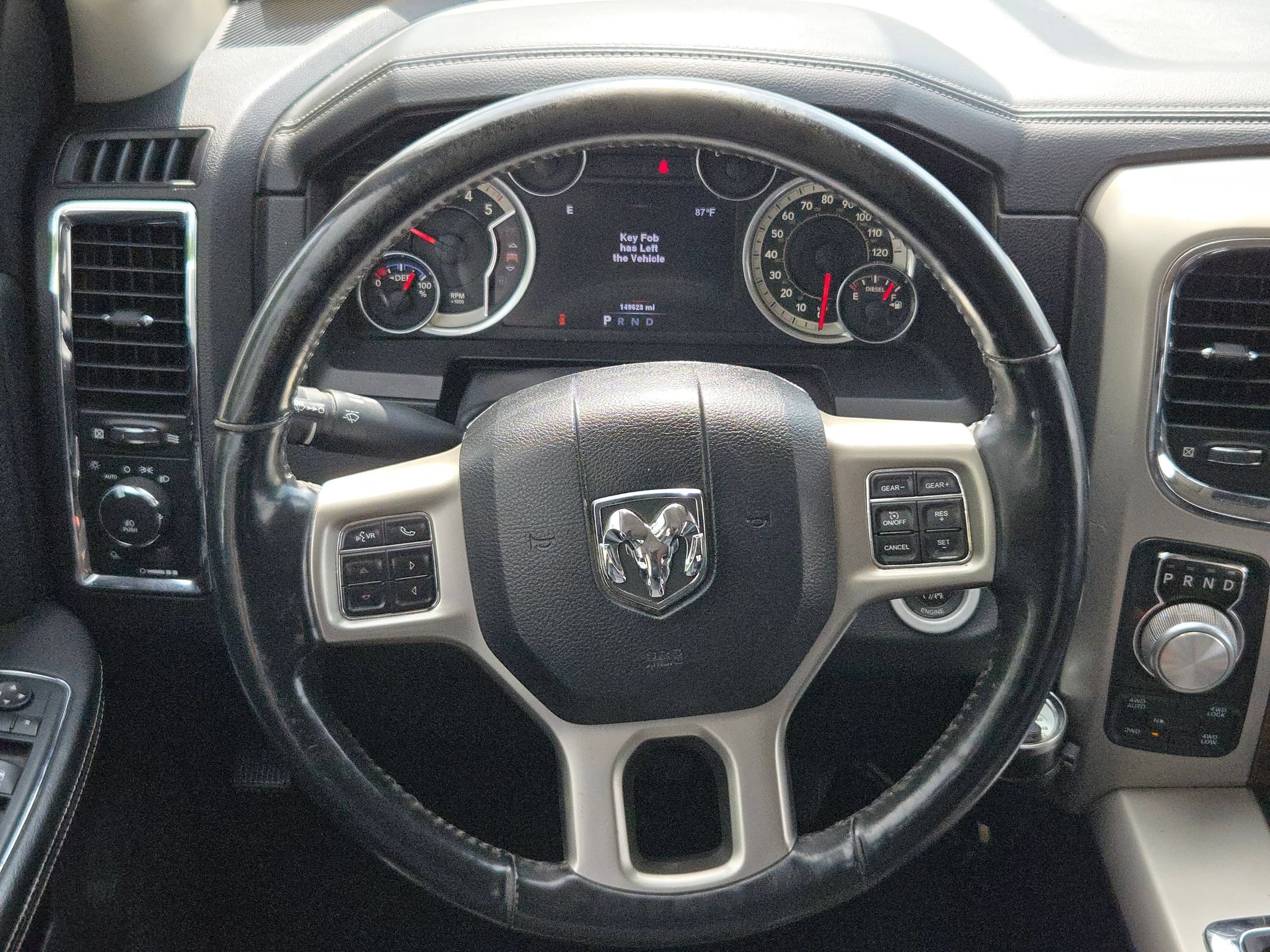 Used 2014 RAM 1500 Laramie w/ Convenience Group AWD/4WD image 19