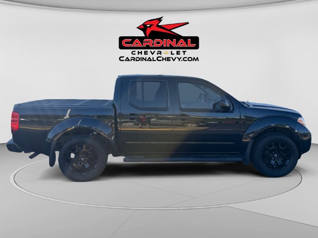 Used 2021 Nissan Frontier SV w/ Midnight Edition Floor Mats AWD/4WD image 2