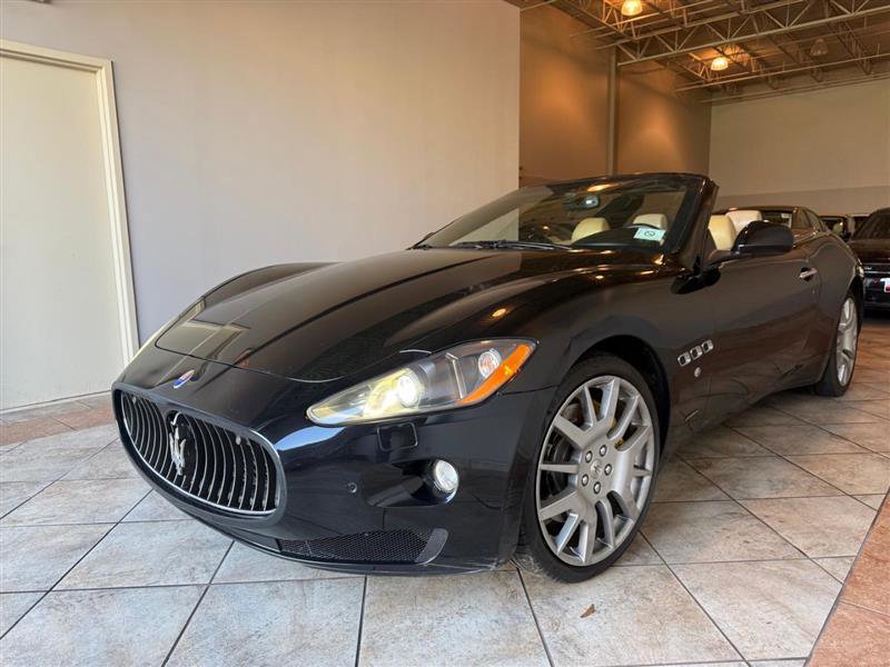 Used 2010 Maserati GranTurismo Convertible RWD image 1