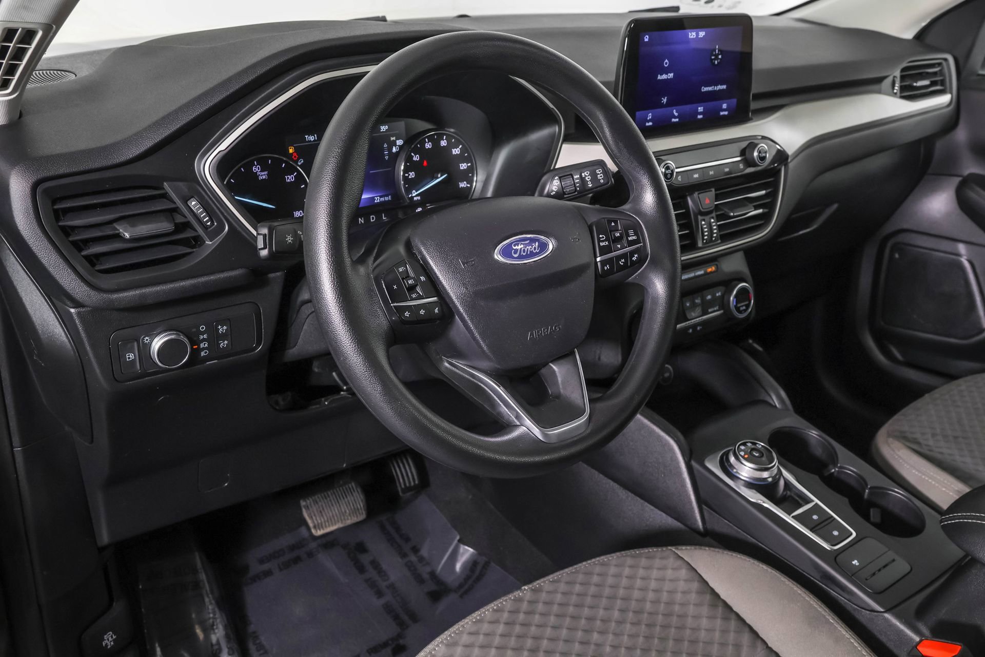 Used 2021 Ford Escape SE image 5