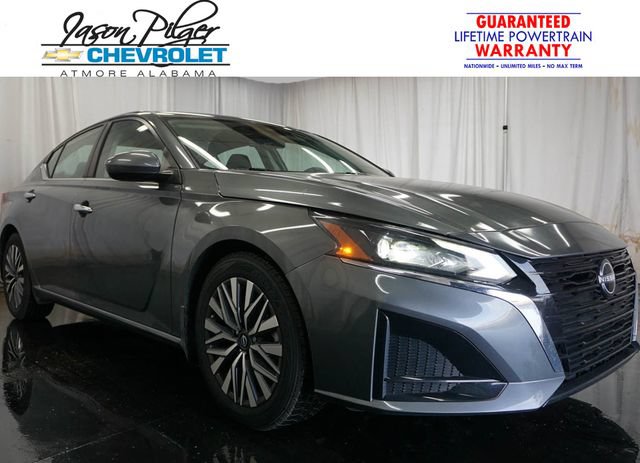 Used 2023 Nissan Altima 2.5 SV