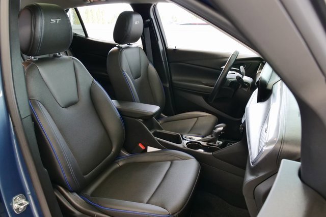 Used 2025 Buick Encore GX Sport Touring w/ Experience Buick Package image 15