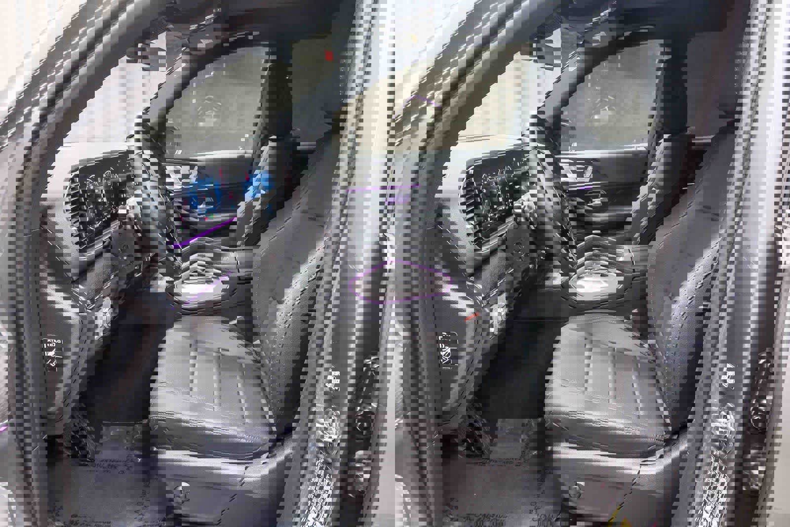 Used 2025 Mercedes-Benz GLE 450e 4MATIC image 18