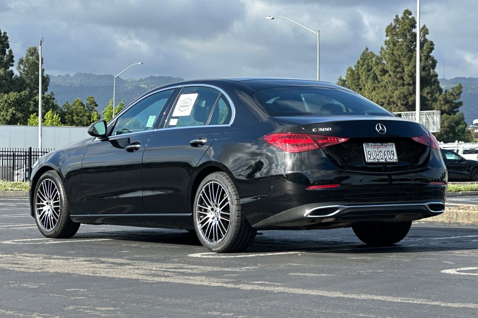 Used 2025 Mercedes-Benz C 300 Sedan image 6