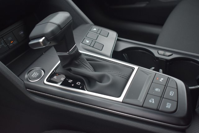 New 2026 Kia Sportage LX w/ LX Convenience Package FWD image 23
