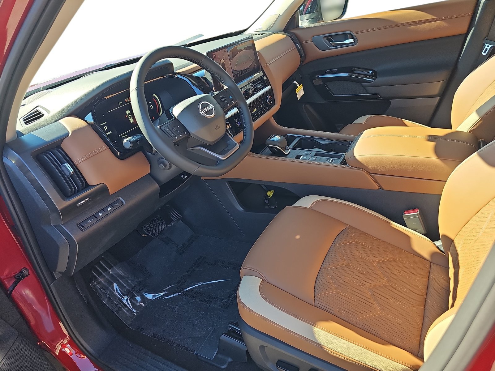 New 2026 Nissan Pathfinder Platinum FWD image 16