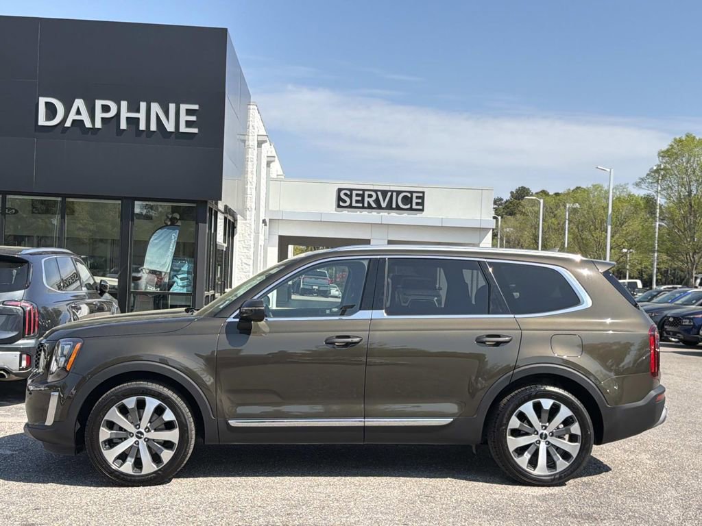 Used 2022 Kia Telluride EX w/ EX Premium Package image 7