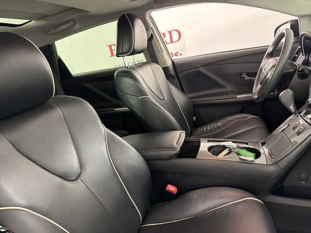 Used 2013 Toyota Venza Limited w/ Tow Prep Pkg AWD/4WD image 16